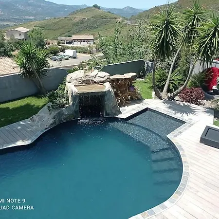 Διαμέρισμα F2 Dessous De